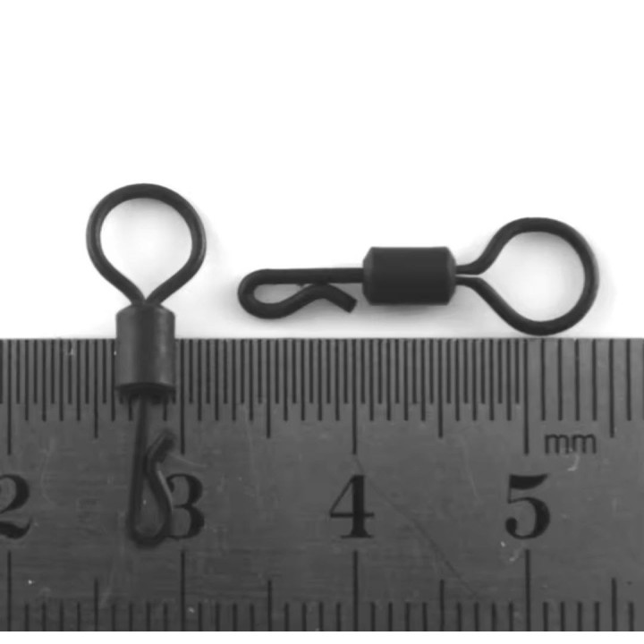 ВЕРТЛЮГ ШВИДКОЗ'ЄМ З ВЕЛИКИМ КІЛЬЦЕМ